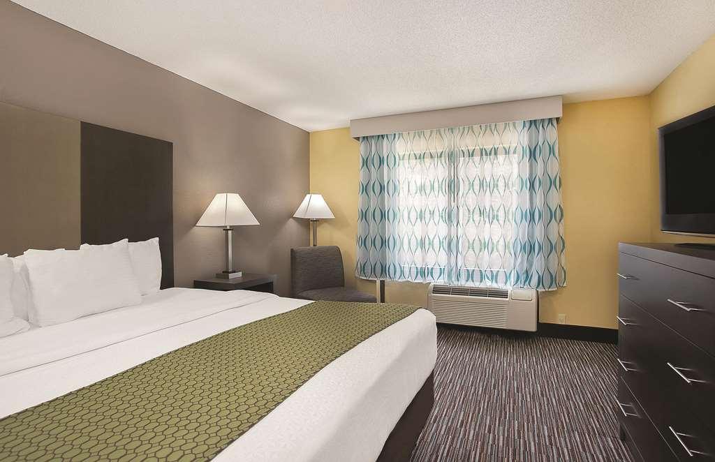 La Quinta Inn By Wyndham Pigeon Forge-Dollywood Номер фото