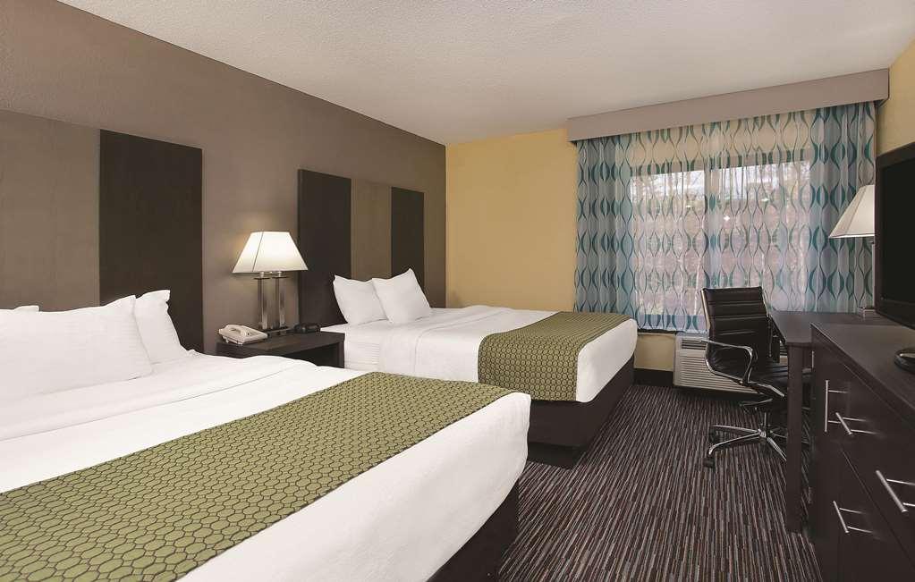 La Quinta Inn By Wyndham Pigeon Forge-Dollywood Номер фото